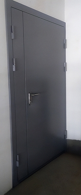 Темно-серая дверь ei-60